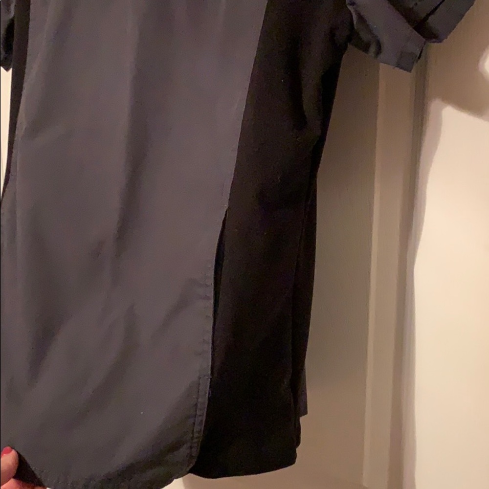 Scrub top - Picture 3 of 3
